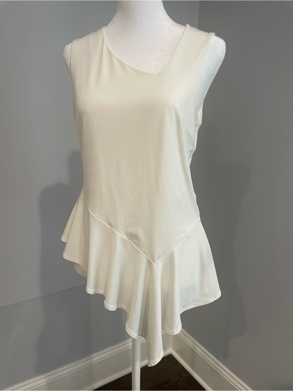 bebe Cream Scoop Neck Tank Top